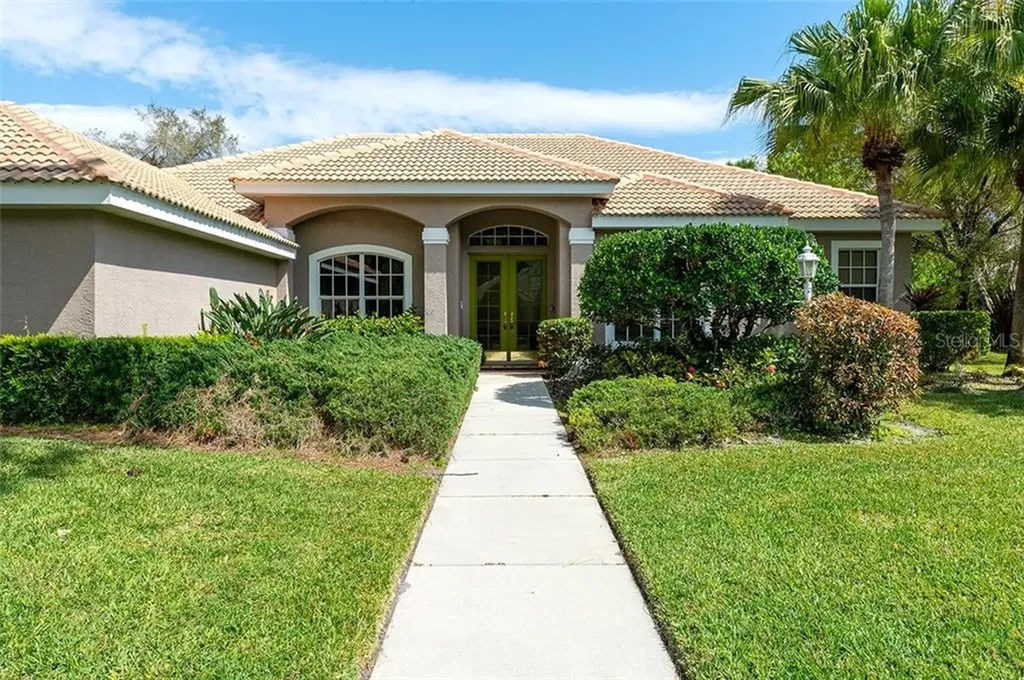 9092 Misty Creek Drive Sarasota FL 34241