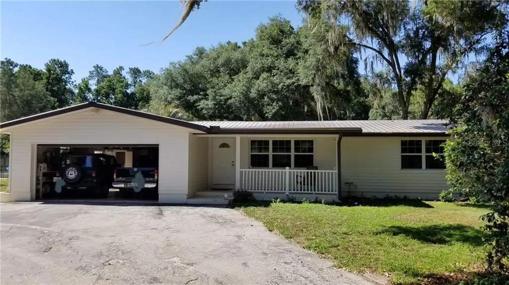 20025 SW 80th Place Road Dunnellon FL 34431