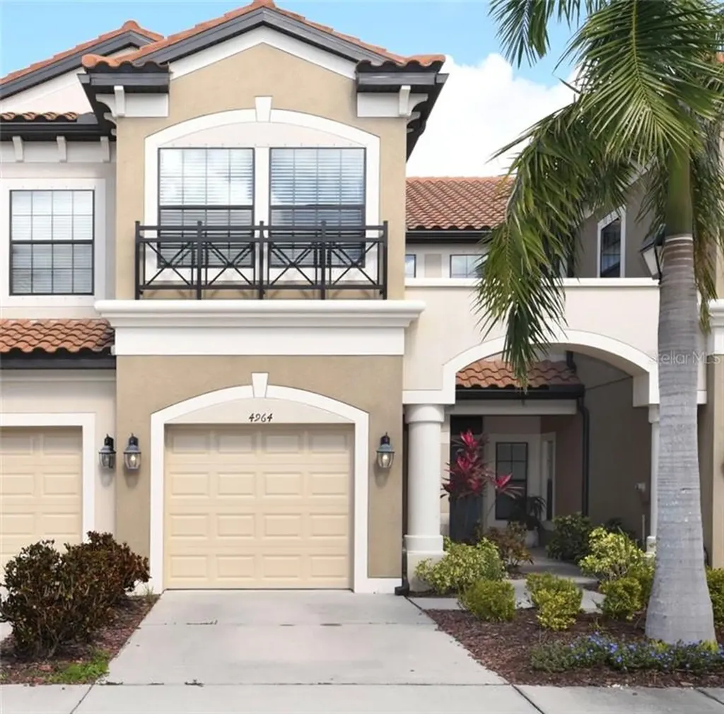 4964 Oarsman Court Sarasota FL 34243