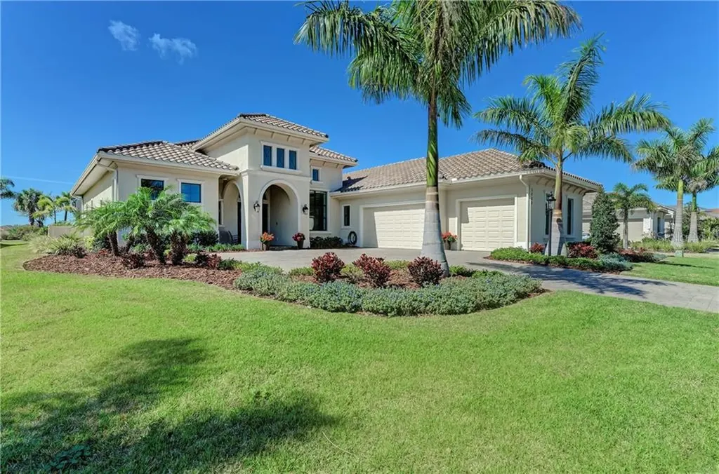 5008 Benito Court Bradenton FL 34211