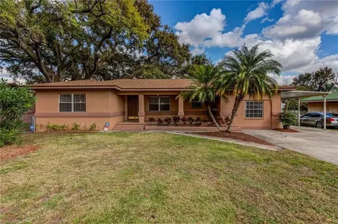 300 22nd Street NW Winter Haven FL 33880