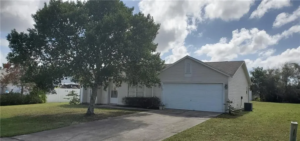 3201 Riverhead Drive Deltona FL 32738