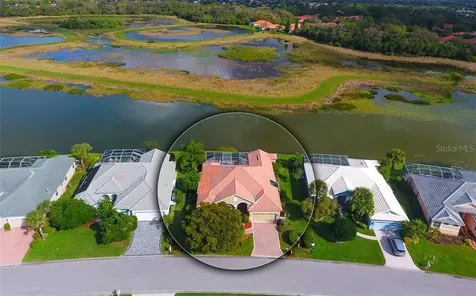 5153 Far Oak Circle Sarasota FL 34238