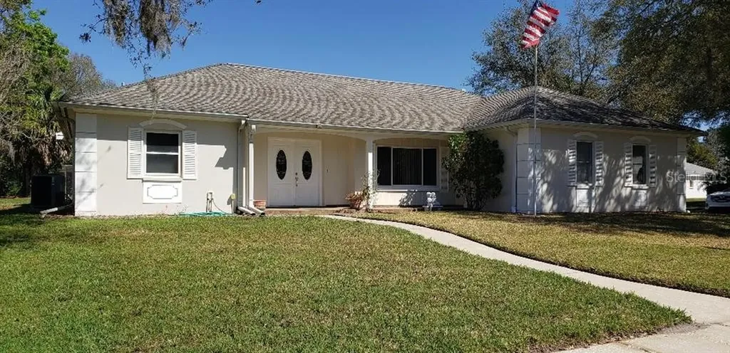 9124 Pebble Creek Drive Tampa FL 33647