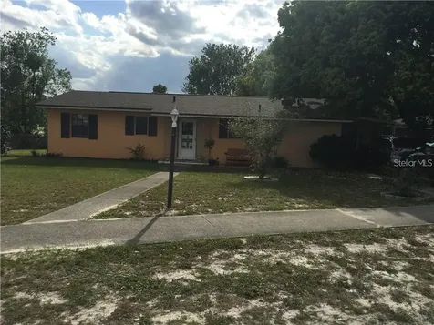 2302 Lake Helen Osteen Road Deltona FL 32738