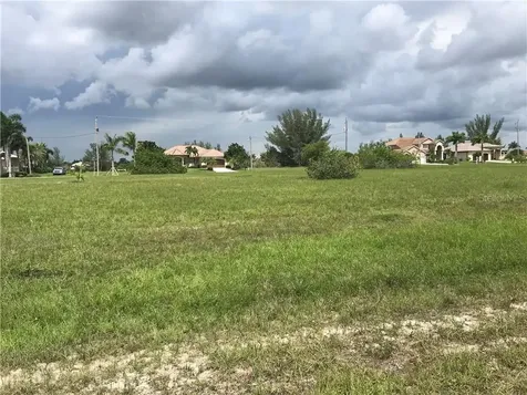 2841 NW 45th Place Cape Coral FL 33993