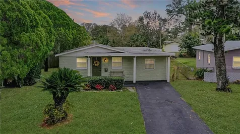 5651 Kelly Drive N St Petersburg FL 33703