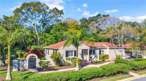 3300 Locust Street NE St Petersburg FL 33704