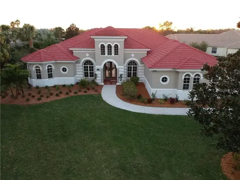 8122 Lone Tree Glen Lakewood Ranch FL 34202