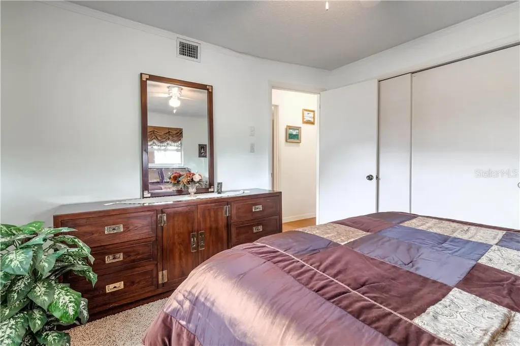 37 Oakland Hills Place Rotonda West FL 33947