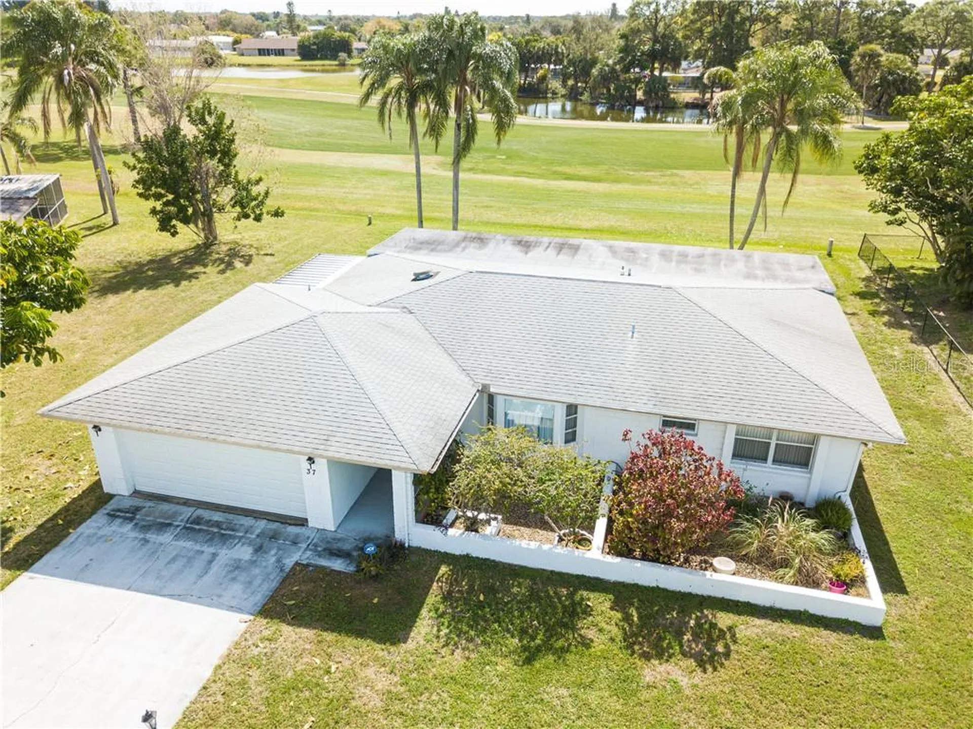 37 Oakland Hills Place Rotonda West FL 33947