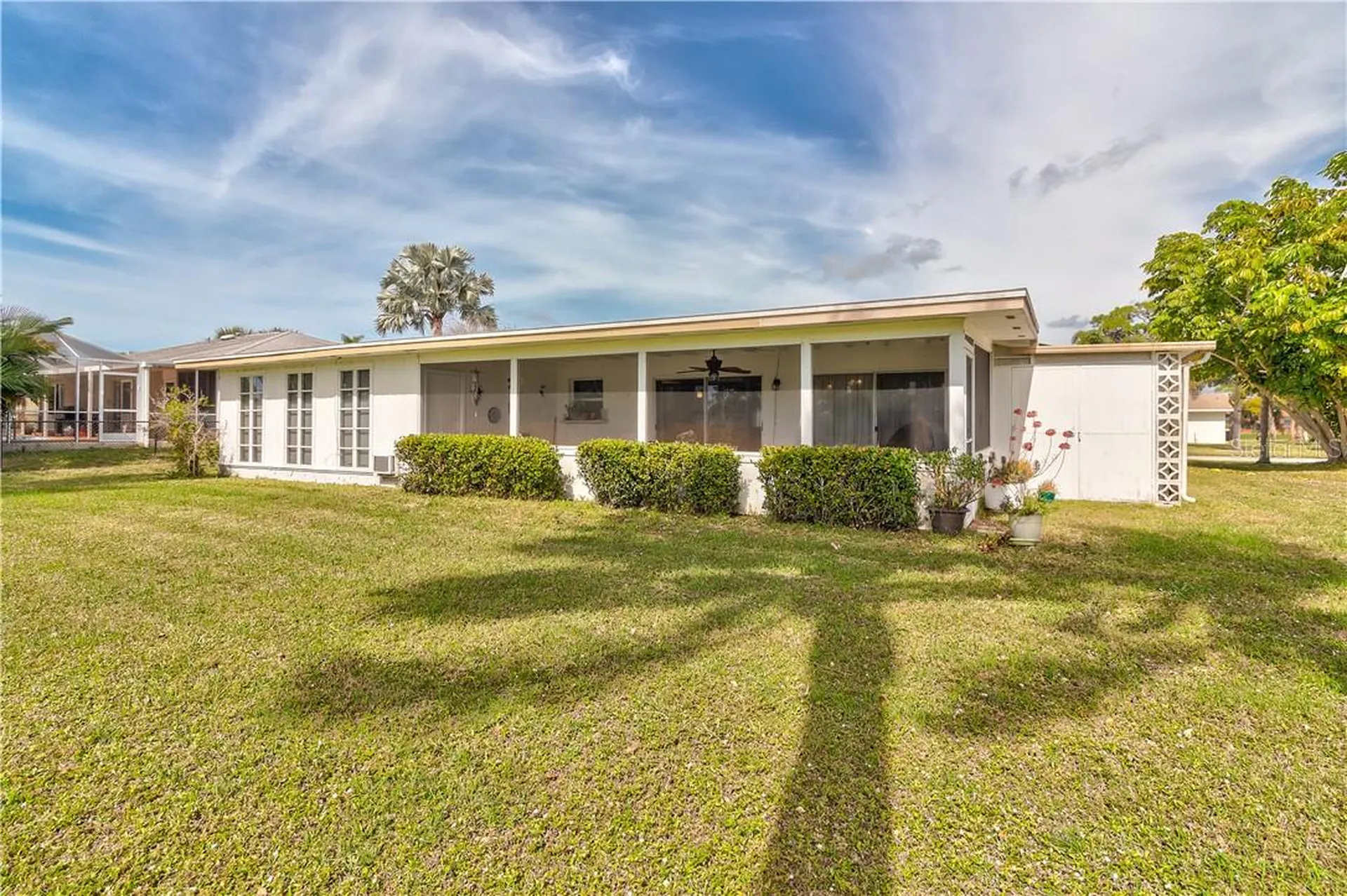 37 Oakland Hills Place Rotonda West FL 33947