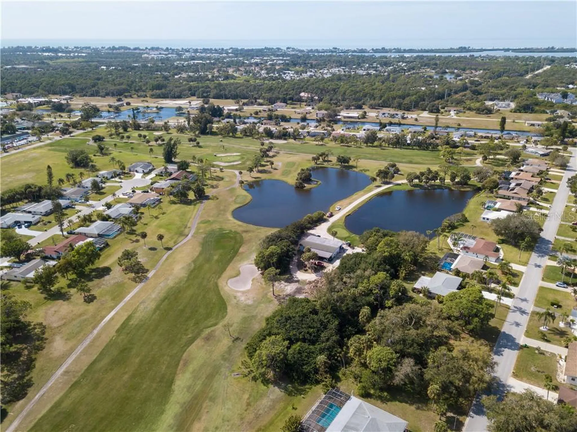 37 Oakland Hills Place Rotonda West FL 33947