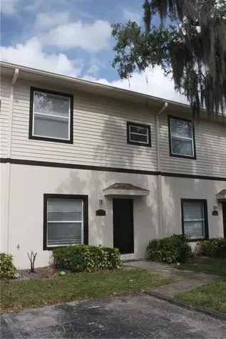2106 Oak Chace Court Tampa FL 33613