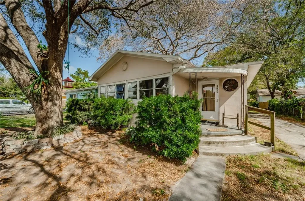 3655 18th Street N St Petersburg FL 33713