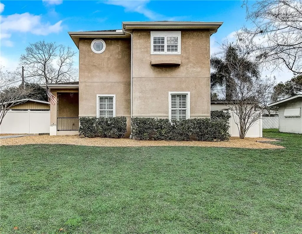 1873 64th Avenue N St Petersburg FL 33702