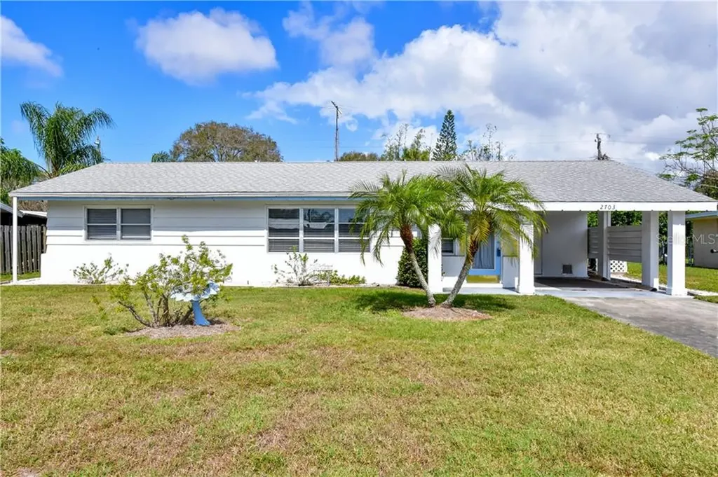 2703 Trinidad Street Sarasota FL 34231