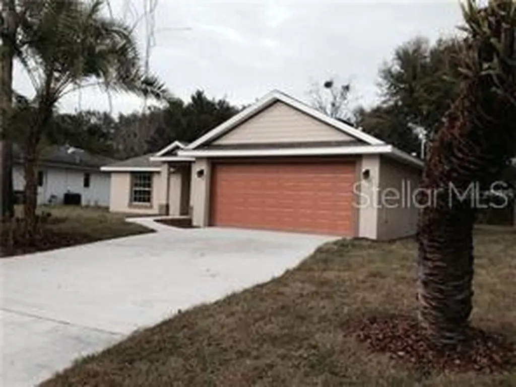 153 Lakewood Drive Debary FL 32713