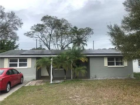 2595 46th Avenue N St Petersburg FL 33714