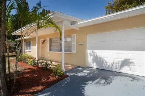 610 21st Avenue W Bradenton FL 34205