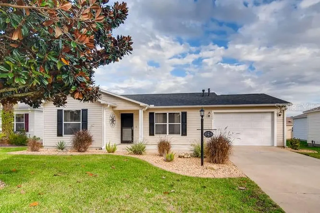 17425 SE 76th Corapeake Court The Villages FL 32162