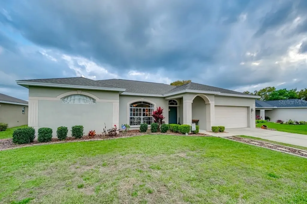 145 Seven Oaks Drive Mulberry FL 33860