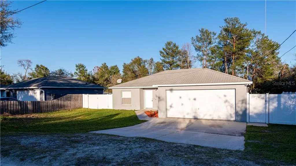 627 S Cedar Avenue Orange City FL 32763