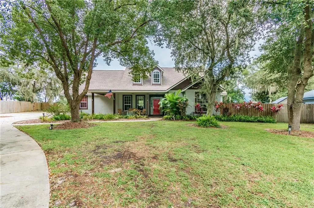5031 River Lake Road Winter Haven FL 33884