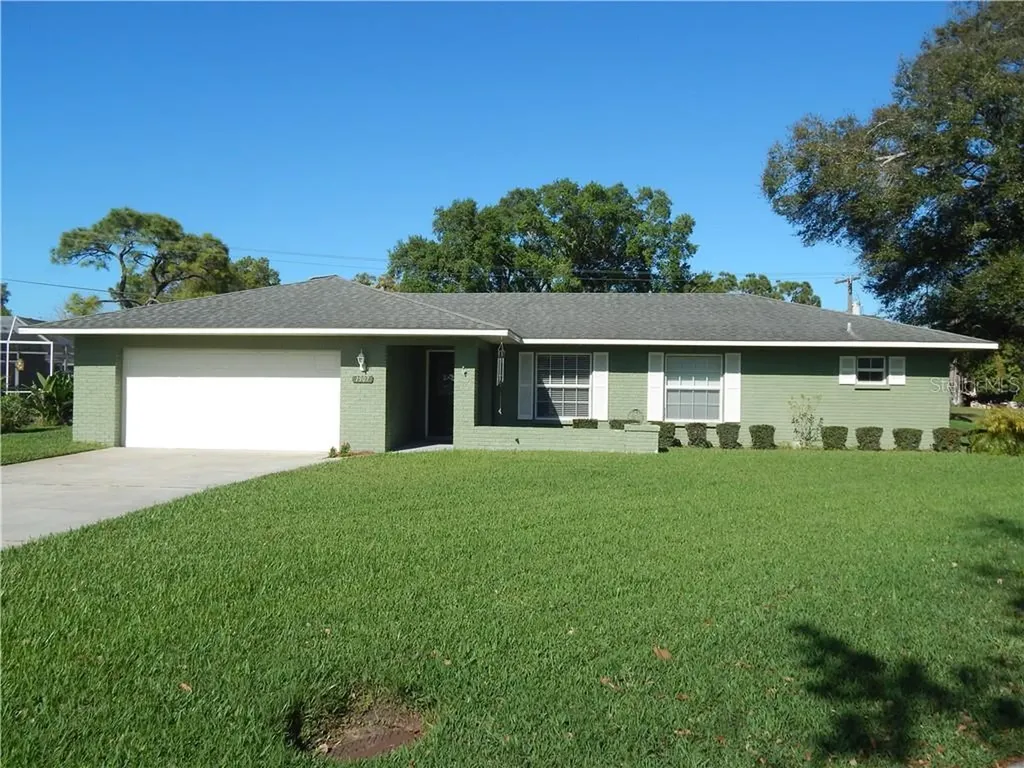 1907 37th Street W Bradenton FL 34205