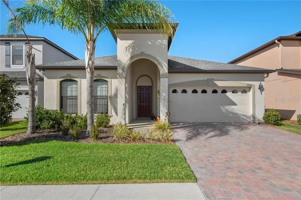 11020 Tahiti Isle Lane Tampa FL 33647