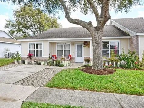 1632 Tropical Court Tavares FL 32778