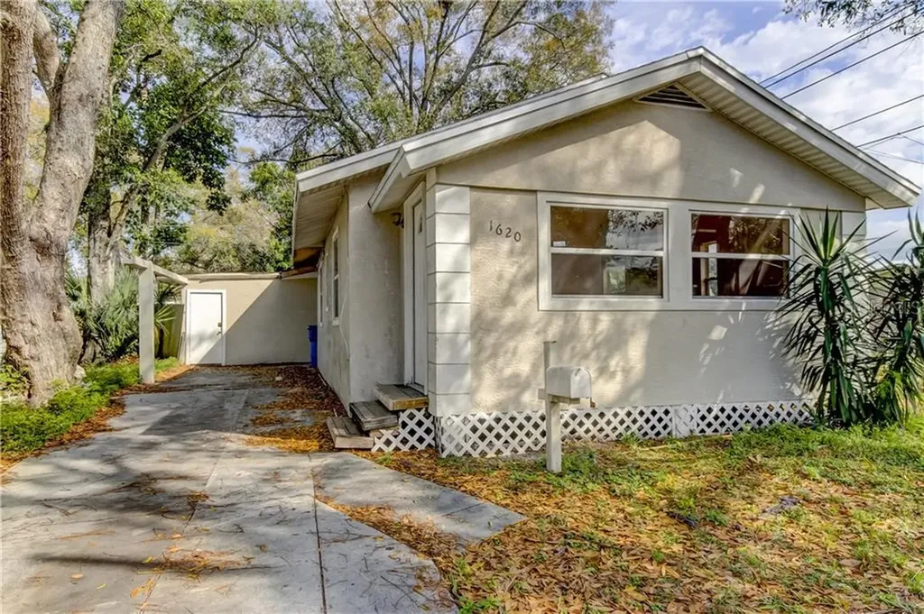 1620 29th Street S St Petersburg FL 33712