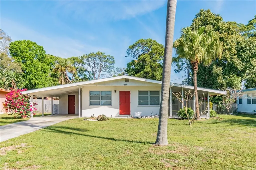 1805 49th Avenue W Bradenton FL 34207