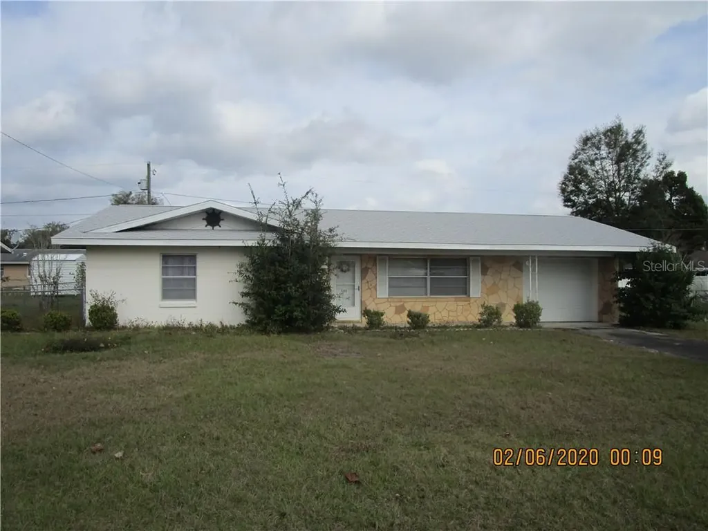 5305 SE 106th Street Belleview FL 34420