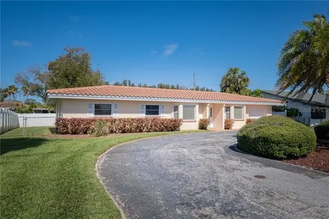 125 78th Avenue NE St Petersburg FL 33702
