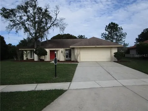 18313 Sturbridge Court Tampa FL 33647