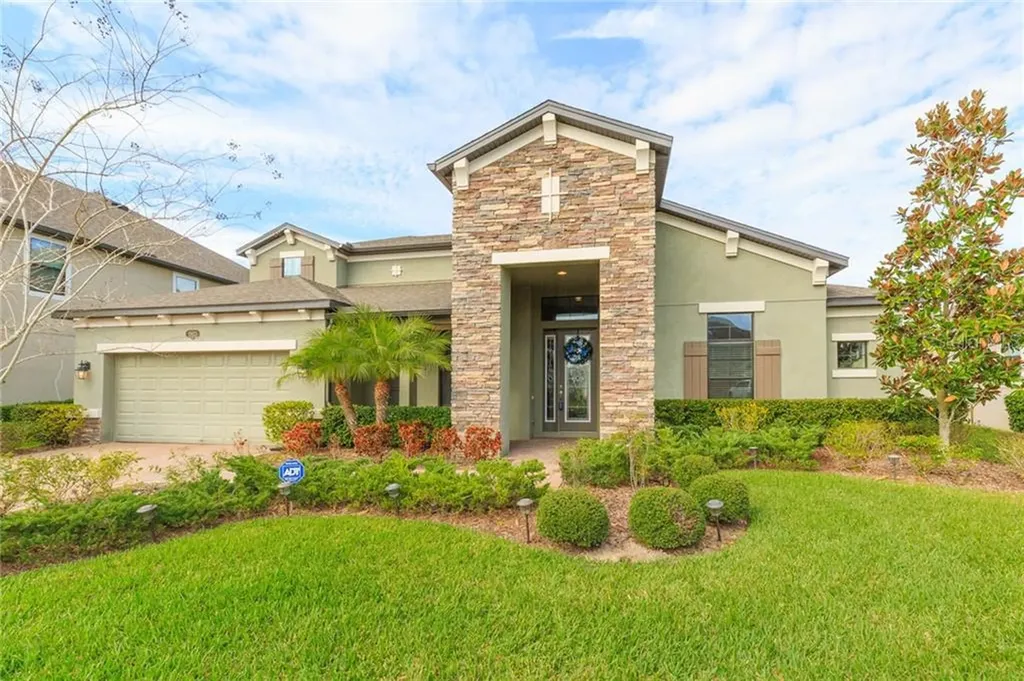 19425 Whispering Brook Drive Tampa FL 33647