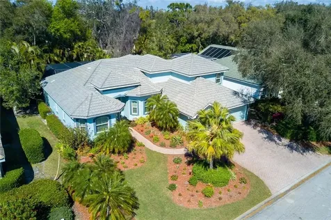 4921 Old Creek Drive Sarasota FL 34233