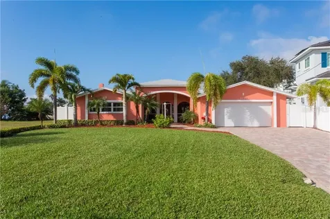 3134 Bayshore Boulevard NE St Petersburg FL 33703