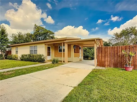 1009 Persian Street Deltona FL 32725