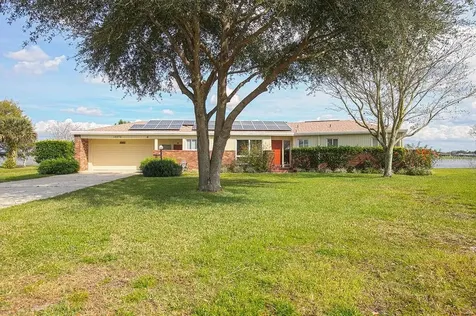 1997 E Chapel Drive Deltona FL 32738