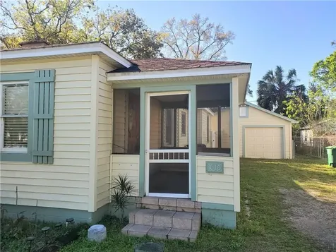 1010 W Peninsular Street Tampa FL 33603