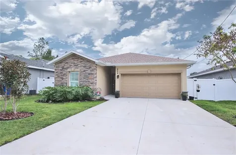 909 9th Avenue NW Largo FL 33770