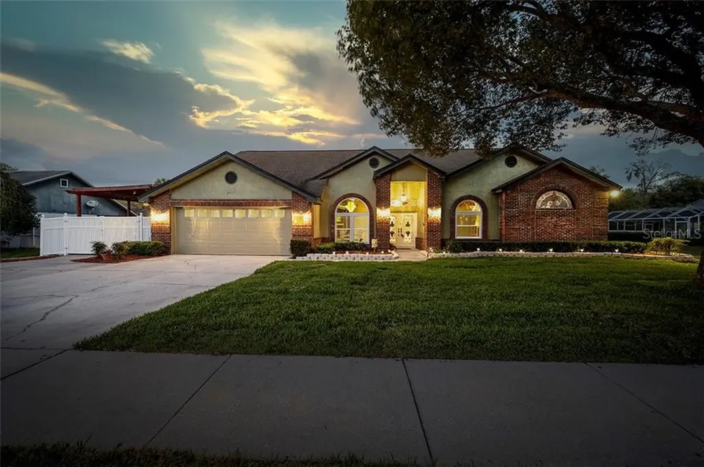 2617 Durant Oaks Drive Valrico FL 33596