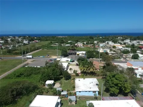 Km 10.0 Int Pr-686 Vega Baja PR 00693