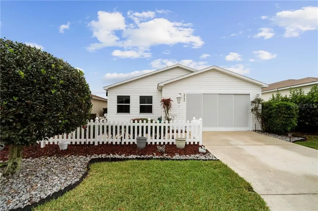 2740 Collington Drive The Villages FL 32162