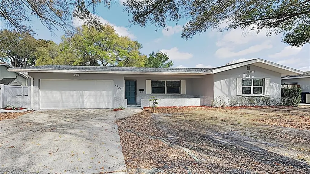 4529 36th Avenue N St Petersburg FL 33713