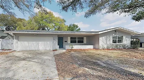 4529 36th Avenue N St Petersburg FL 33713