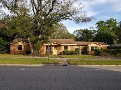 914 S Sterling Avenue Tampa FL 33629