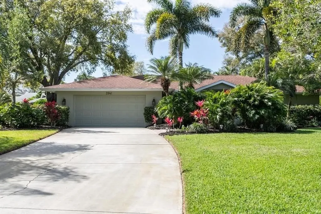 3941 Country View Lane Sarasota FL 34233